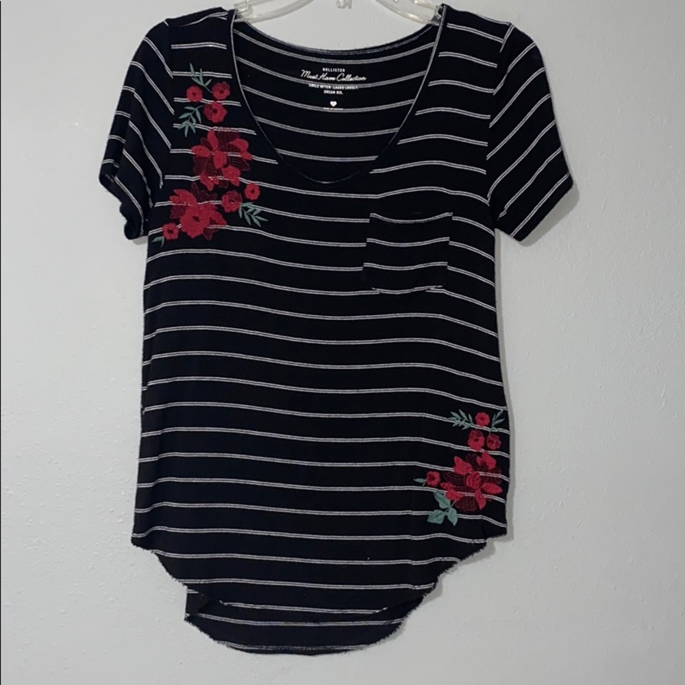 Hollister black shirt